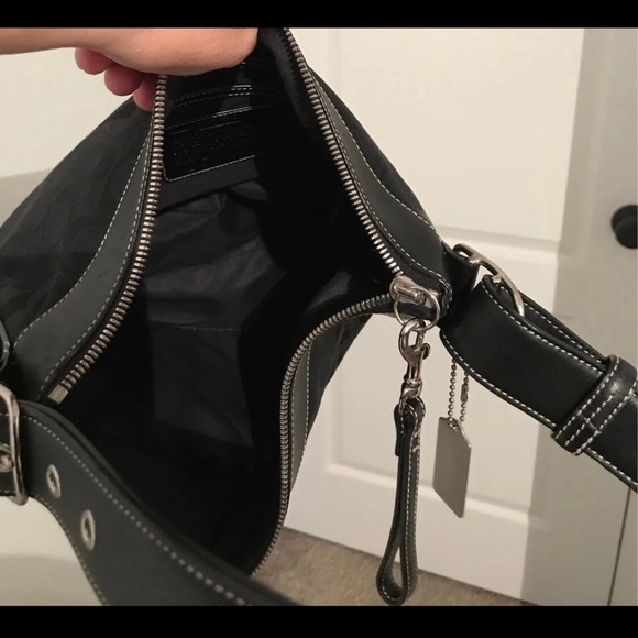 Coach Slim Duffel Shoulder Bag - Picture 5 of 6